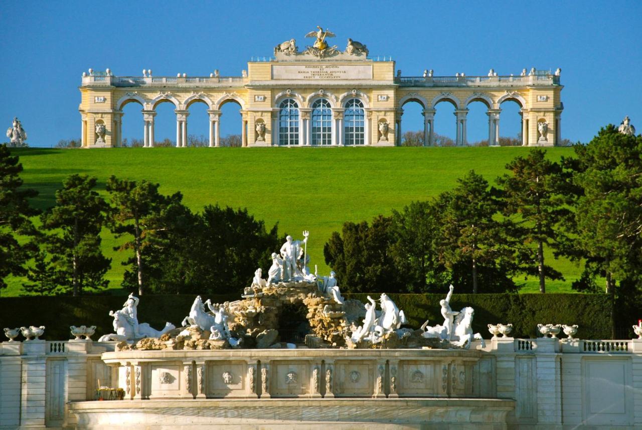 I Self Check In * Wien